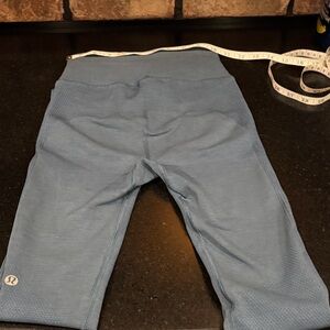 Lululemon athletica Blue Leggings thermal isolated so nice